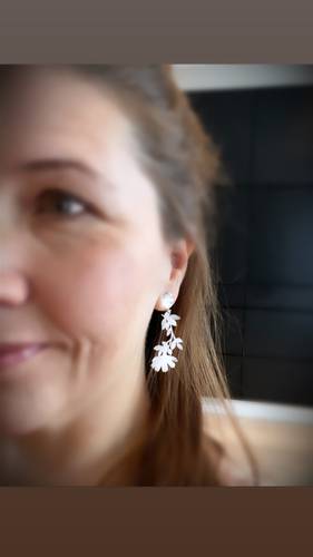 Flora lange sølv ørepynt